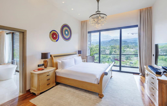 DEBRE_Safari_Adventures_Accomodation_Tanzania_Luxury_resort_2_550x350 DEBRE_Safari_Adventures_Accomodation_Tanzania_Luxury_resort_2_550x350