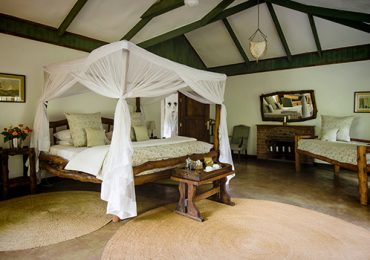 Rivertrees-Lodge-Tanzania-Africa-River-Cottage-1_500x350