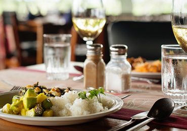 Tangire_Safari_Lodge_Tanzania-Africa-Meal-dining-DSC_9209_500x350